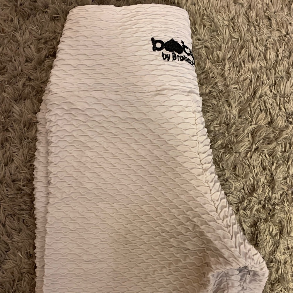 White booty by Brabants biker tops